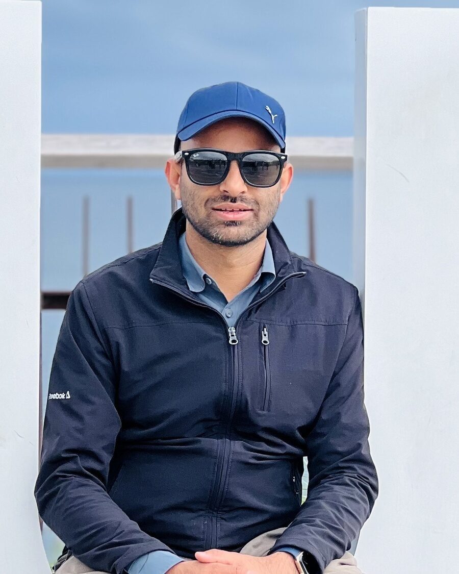 Dipak Rijal — Senior AWS Cloud Engineer and Database Architect, Auckland New Zealand